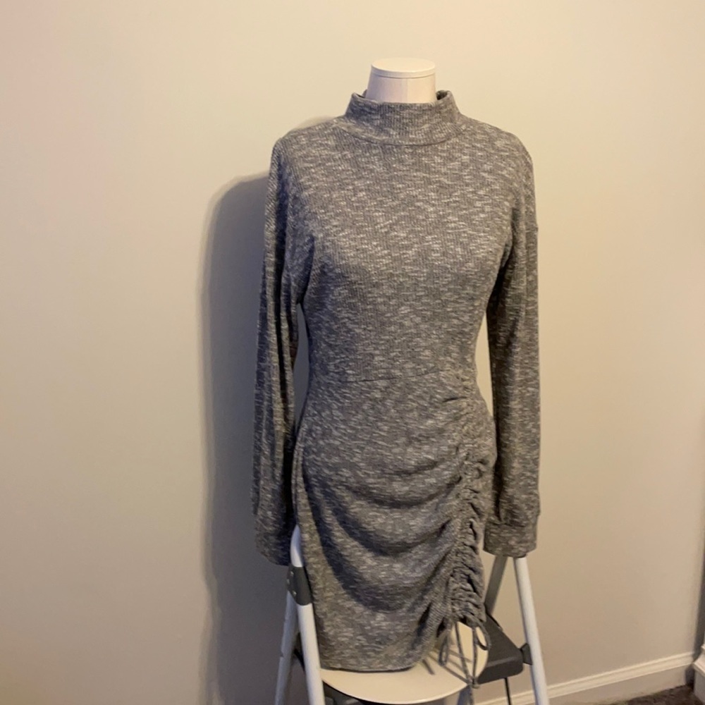 Long sleeve gray dress